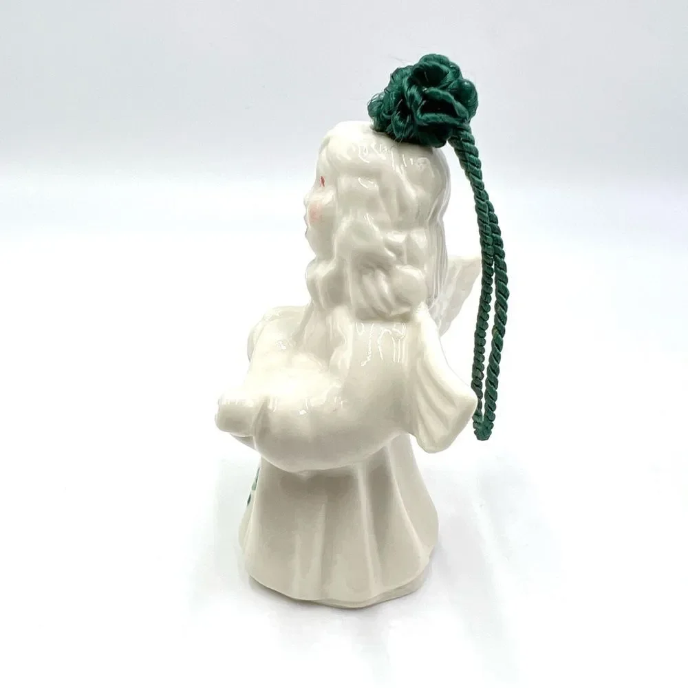 Belleek Ireland - Christmas Ornament Choir Of Angels With Lute‎